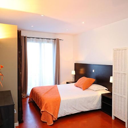 Appartement Du Tourisme Дзондза Номер фото