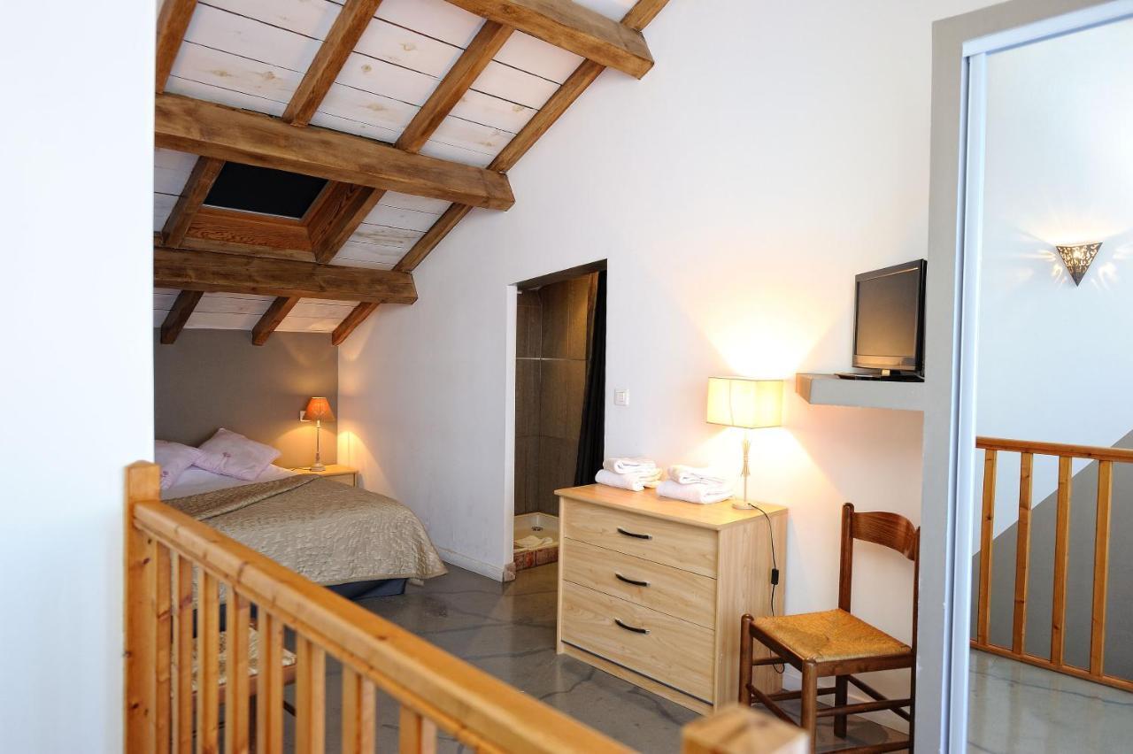 Appartement Du Tourisme Дзондза Экстерьер фото