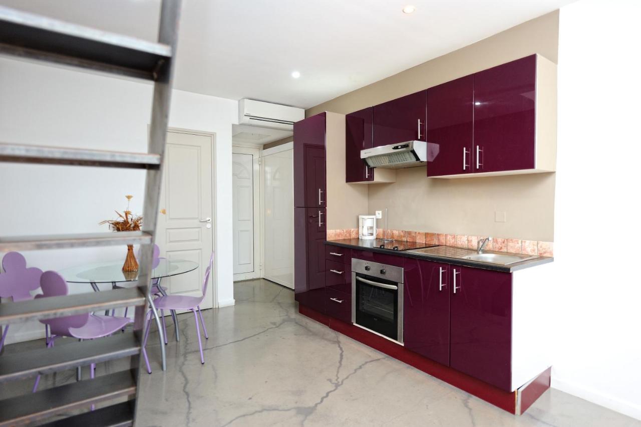 Appartement Du Tourisme Дзондза Экстерьер фото