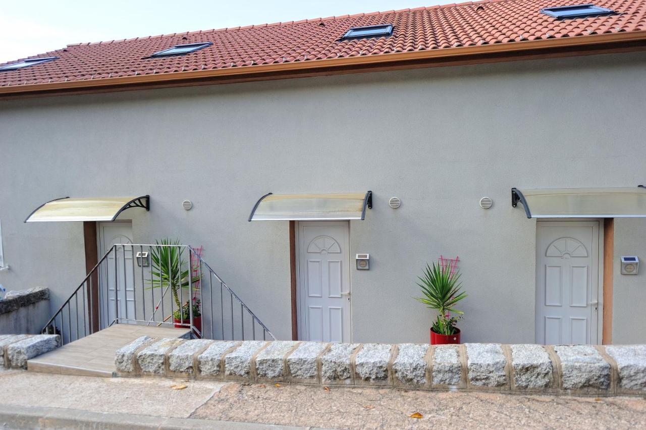 Appartement Du Tourisme Дзондза Экстерьер фото